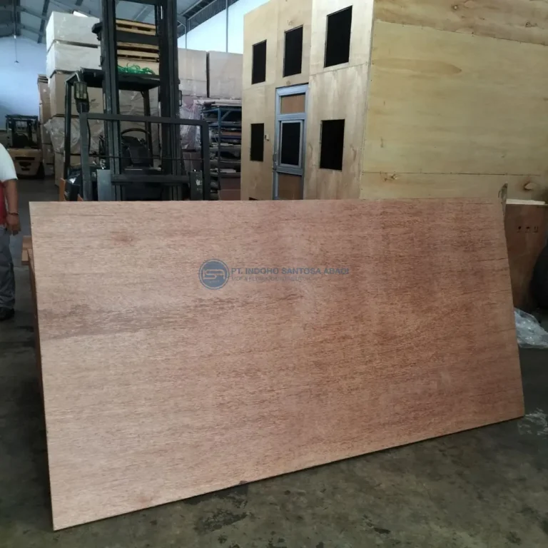 Container flooring Plywood 28mm - Full Kruing
