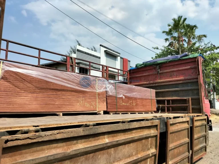 pengiriman container flooring plywood